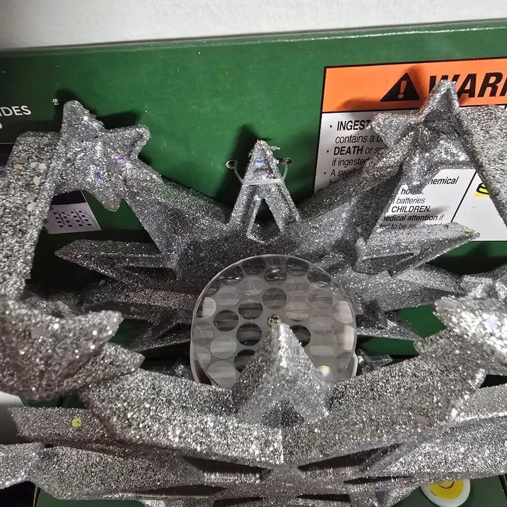 NEW! LED Projection Snowflakes Christmas Tree Topper Silver 11